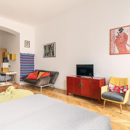 Bright & Spacious Loft With Basilica View Budapest Exteriör bild