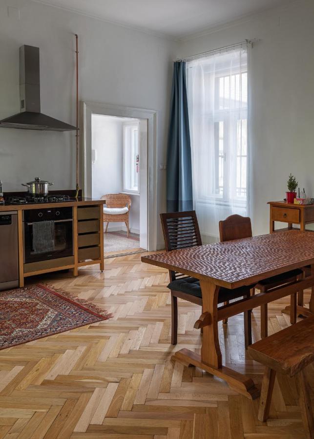 Bright & Spacious Loft With Basilica View Budapest Exteriör bild